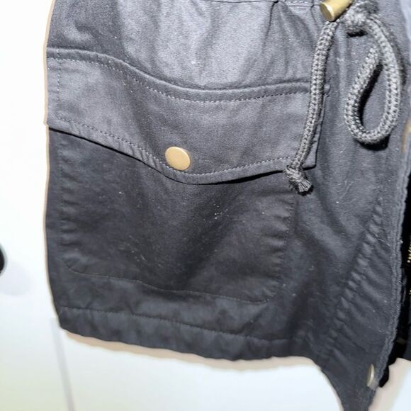 Black Utility Vest with Hood - Picture 2 of 7